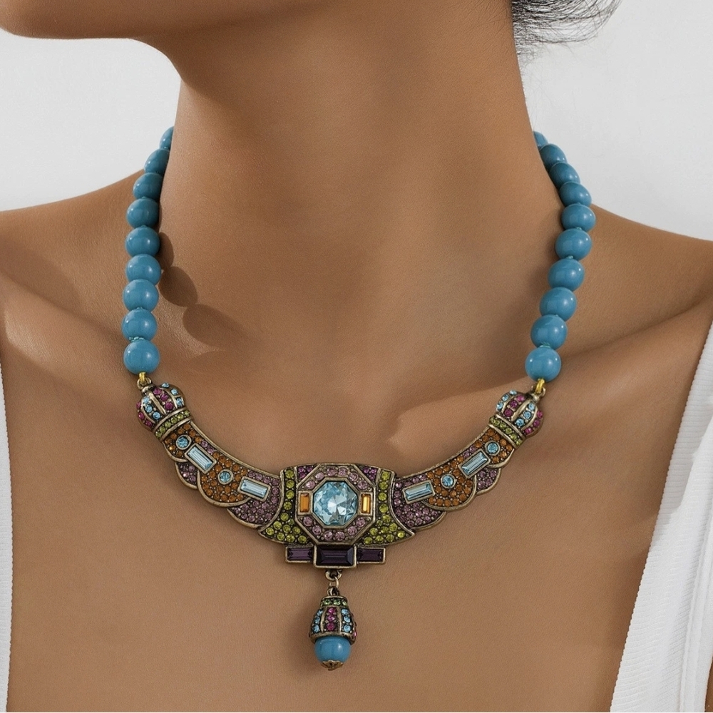 Elegant Multicolor Beaded Necklace
